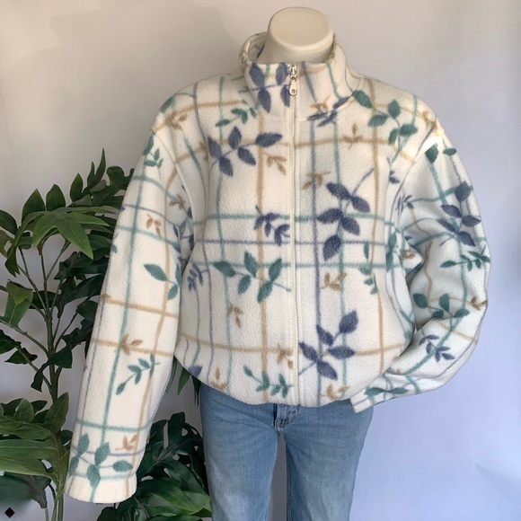 v i n t a g e :: Oversized Floral Pastel Zippered Fleece Jacket - Picture 2 of 12